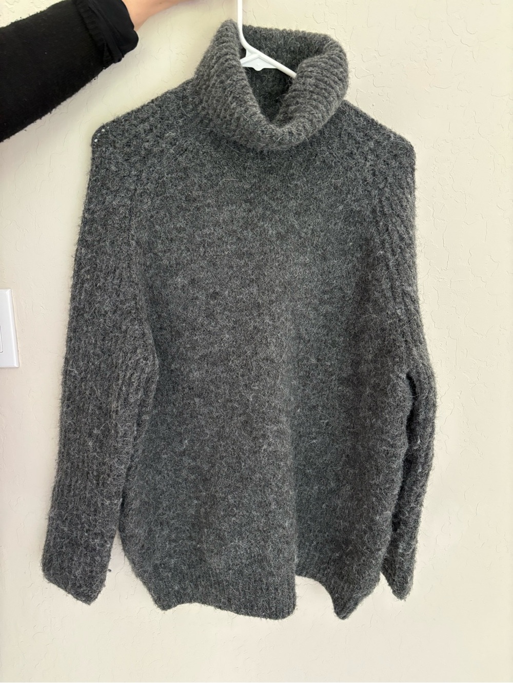 Zara Charcoal Gray Cozy Turtleneck Sweater